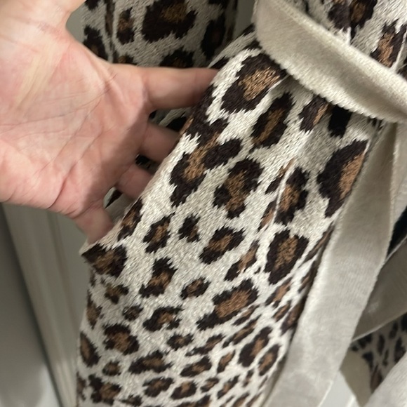 Time and Tru Women's belted sweater vest Size 4-6 - Picture 10 of 11